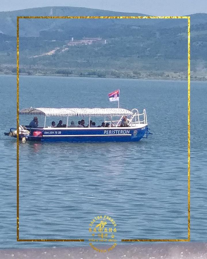 דירות גולובאץ Zlatna Ribica מראה חיצוני תמונה